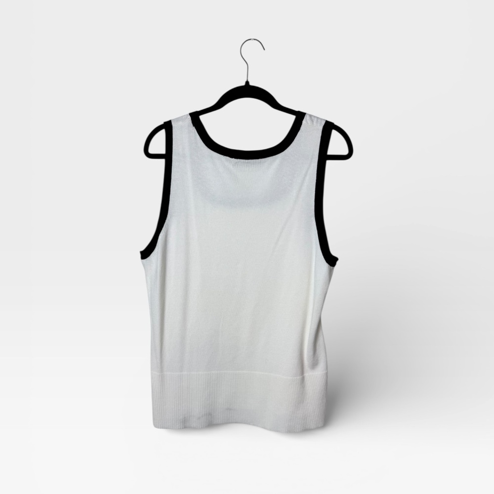 Red Size XL Tank‎ Top (A) - Picture 2 of 5